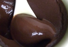 crème au chocolat corsé