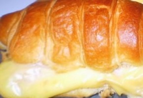 croissants au jambon et fromage