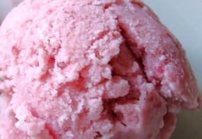 glace à la fraise (facile et rapide)