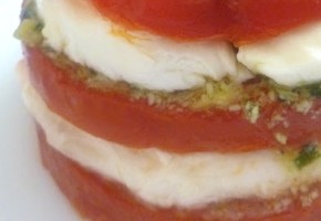 mille-feuilles aux tomates et mozzarella