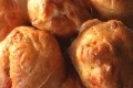 muffins aux tomates cerises, basilic et feta