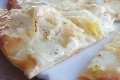 pizza aux asperges, mozzarella et mascarpone