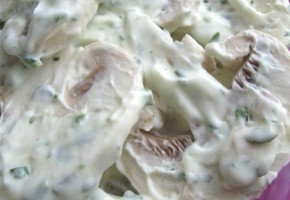salade de champignons au fromage blanc épicé