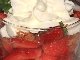 salade de fraises et chantilly au basilic